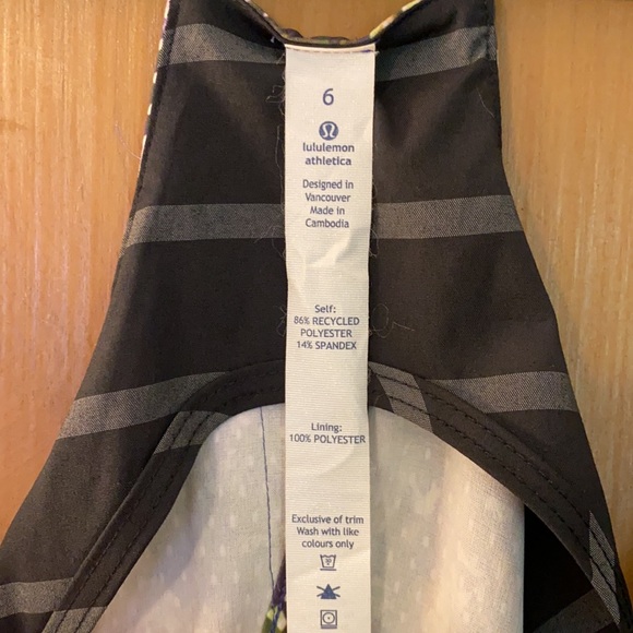 Lululemon dress with pockets - Picture 5 of 5